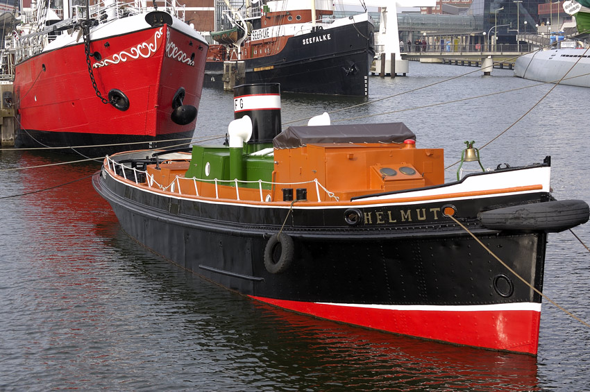 Binnenschlepper HELMUT