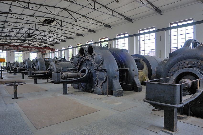 Gaskompessorenhalle der Kokerei Hansa