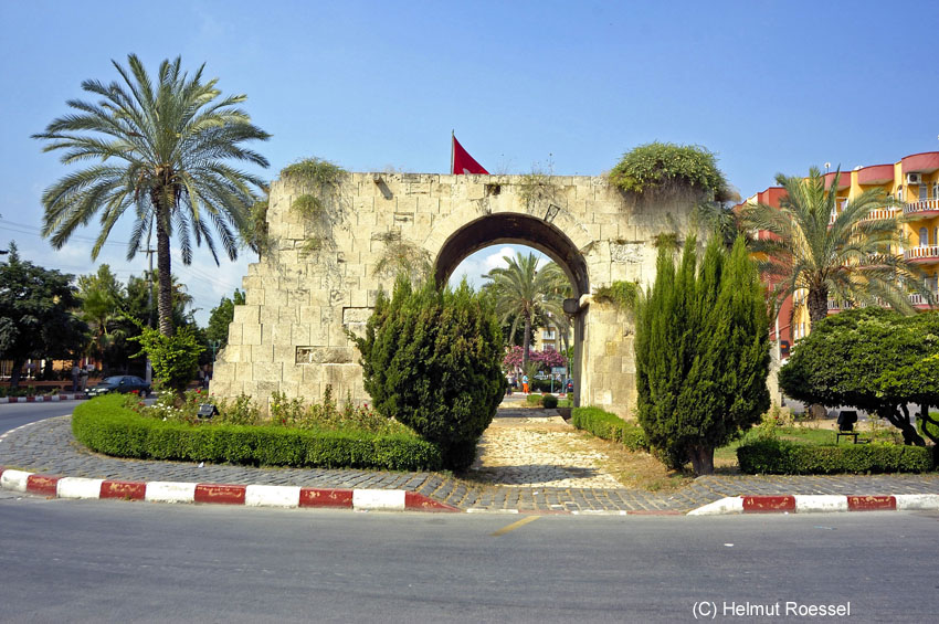 Das Kleopatra-Tor in Tarsus